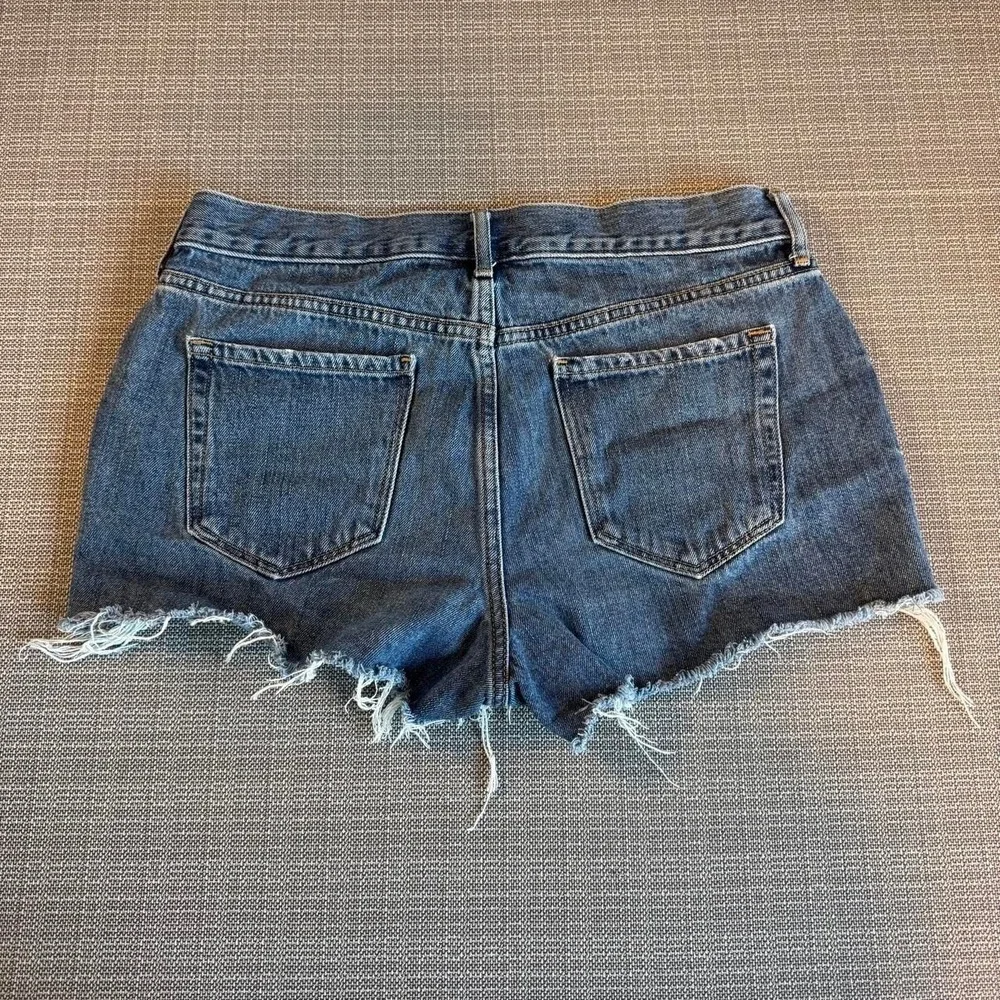 Old Navy Boyfriend blue denim shorts with star embroidery